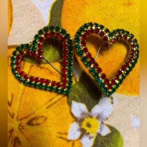 Ear rings heart shape for Christmas 🌺